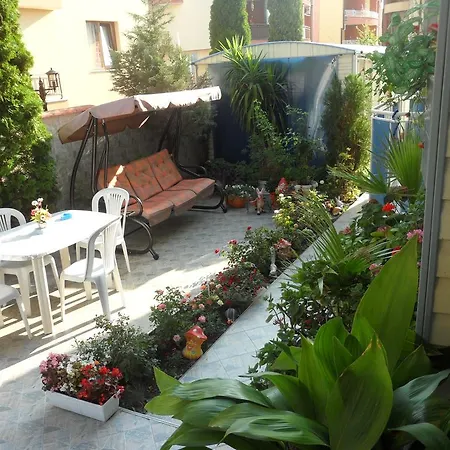 Guest house Sianie Ravda